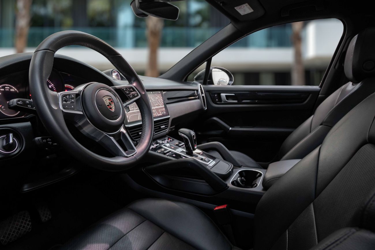 Porsche Cayenne Cayenne | 3,046 P.M | 0% Downpayment | 360 Camera | Blind Spot Warning!