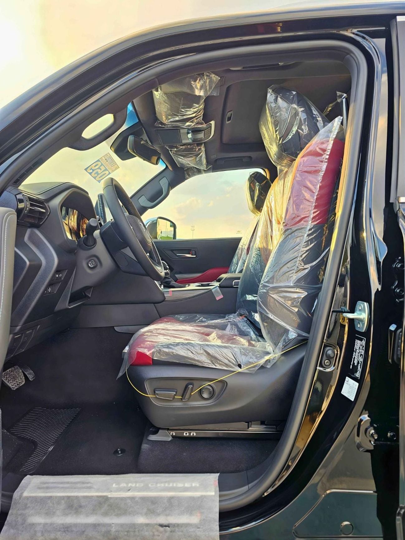 تويوتا لاند كروزر VXR TWIN TURBO FULL OPTION WITH AERO KIT | 3.5L PETROL V6 4WD | READY UNIT