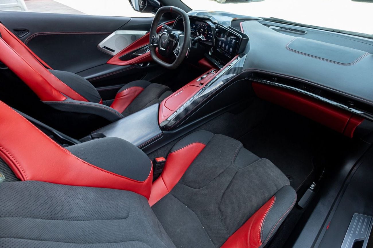 Chevrolet Corvette 1LT 6.2L (490 HP) Coupe Chevrolet Corvette Stingray Coupé 2020 GCC Specs | Warranty