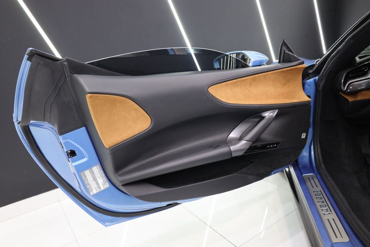 فيراري SF90 ستراديل SPIDER JBL Audio, Carbon Fiber Interior, ADAS Full Pack, Dealer Service Package!!