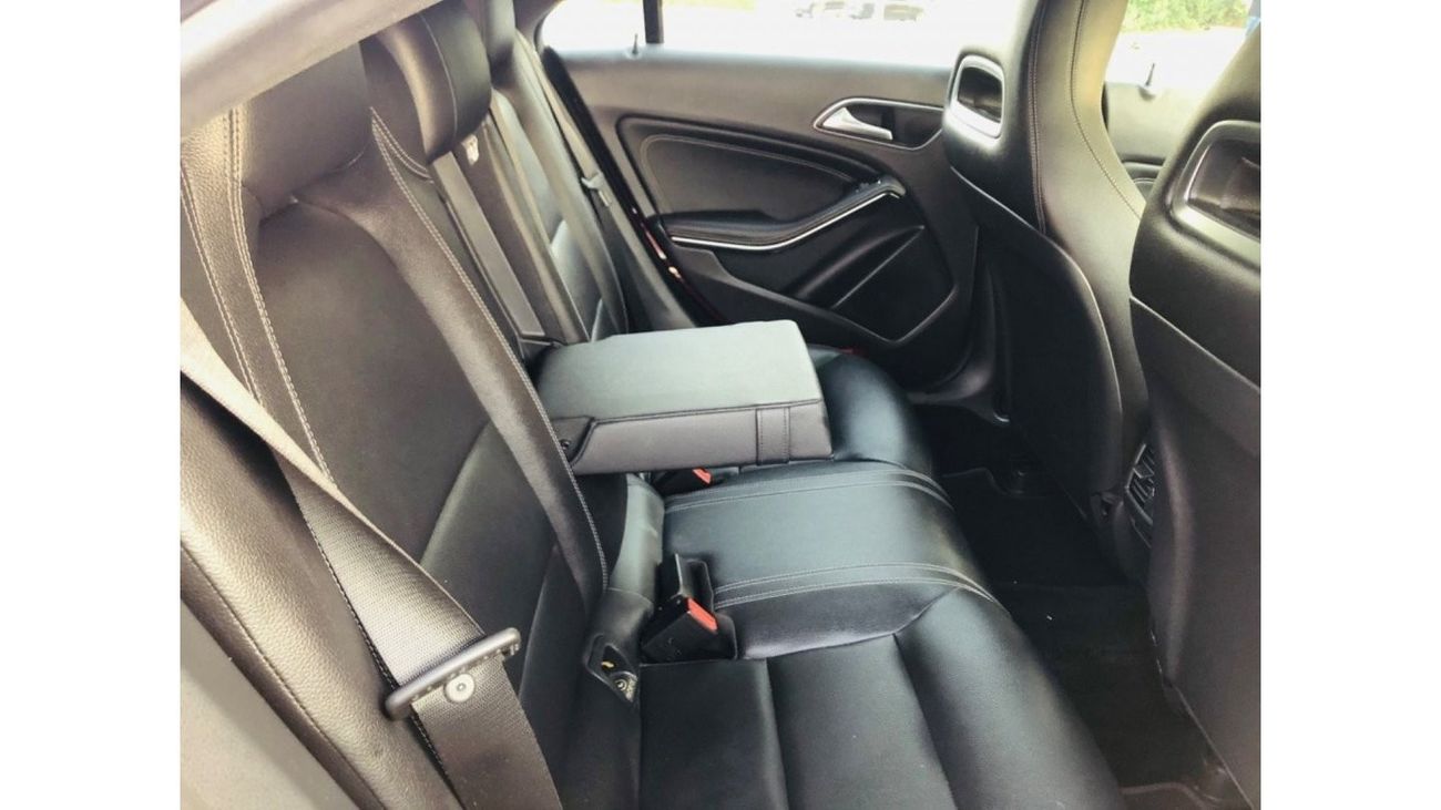 Mercedes-Benz CLA 250 Sport MODEL 2018 CAR PERFECT CONDITION INSIDE AND OUTSIDE FULL OPTION PANORAMIC ROOF LEATHER SEATS