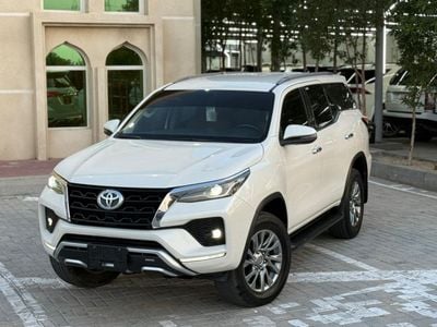 Toyota Fortuner VXR 4.0L (278 HP)