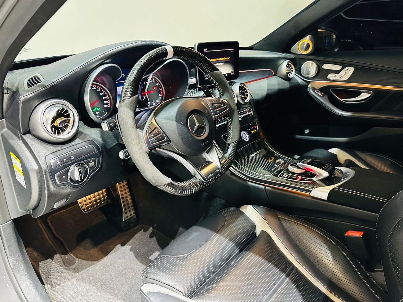 مرسيدس بنز C 63 S