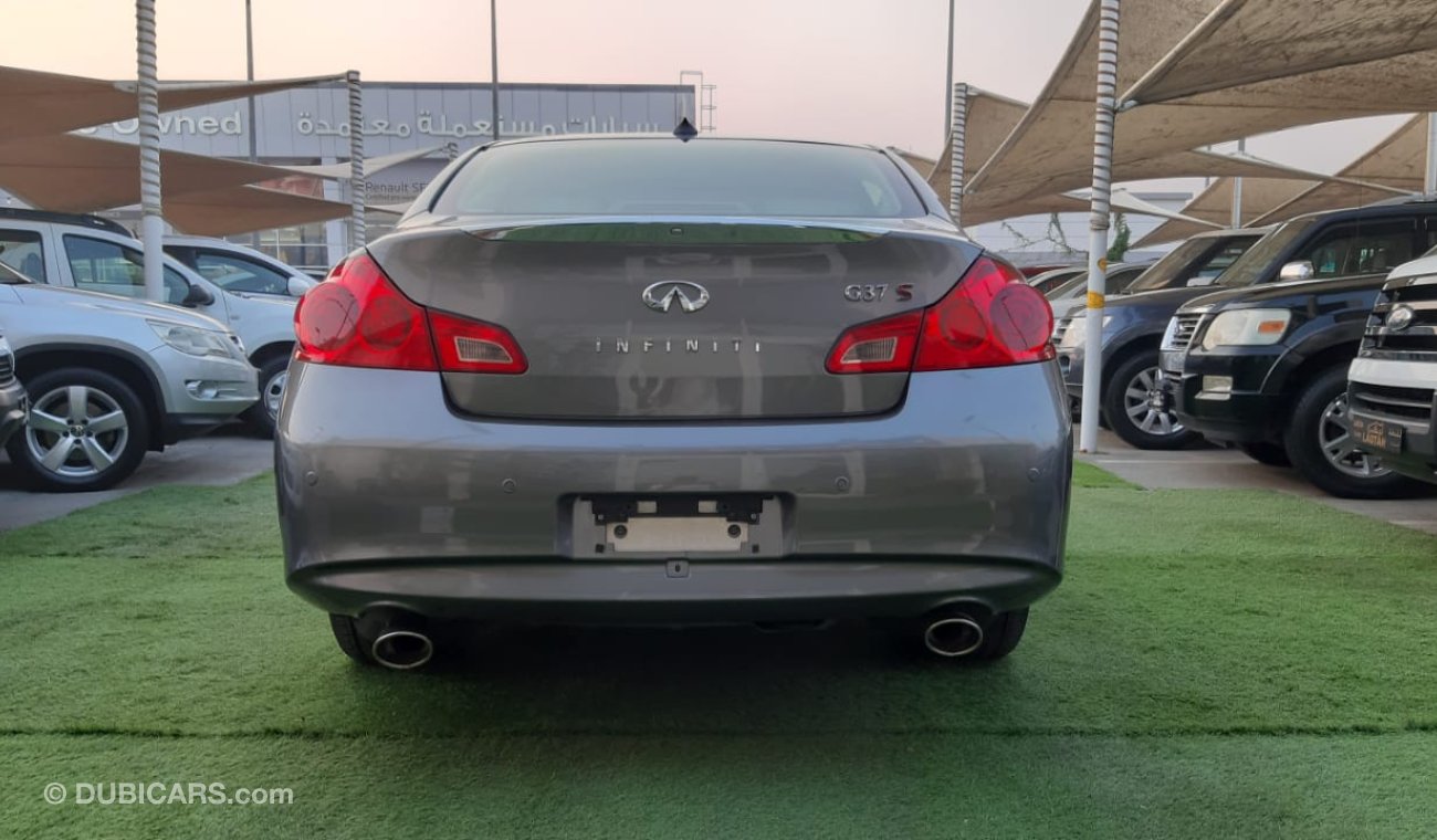 إنفينيتي G37 انفينيتى G37 S وارد  اليابان بحالة ممتازة لاتحتاج لمصاريف رقم واحد جلد فتحه جناح خشب حساسات