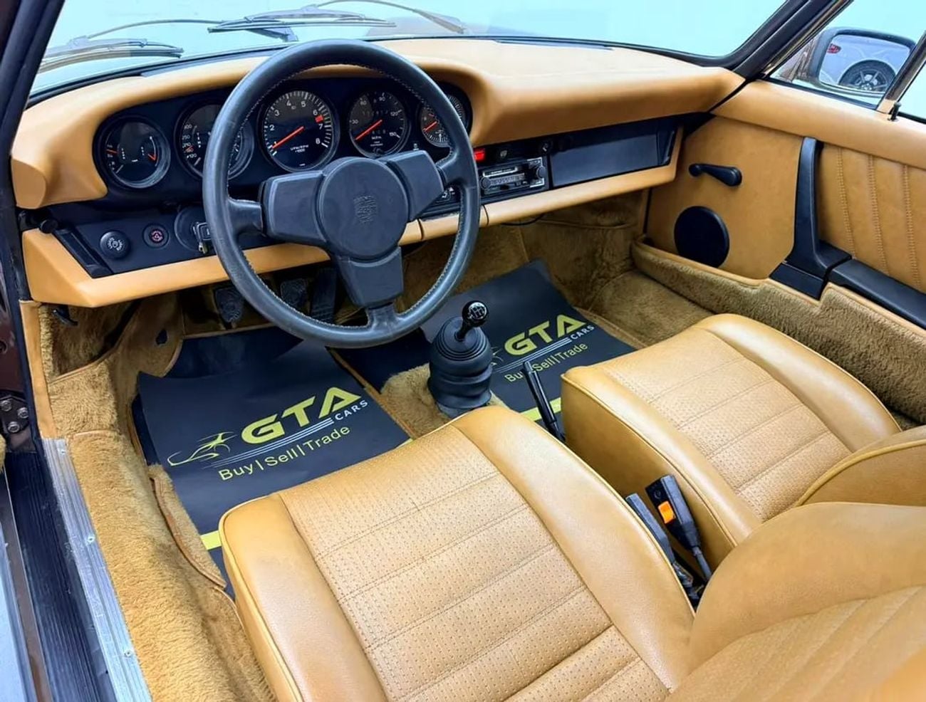 بورش 911 Carrera S, Sunroof, Blaupunkt Audio System, Fully Restored, Canadian Specs