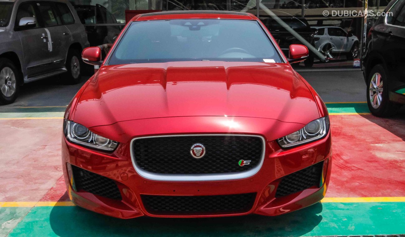 Jaguar XE S