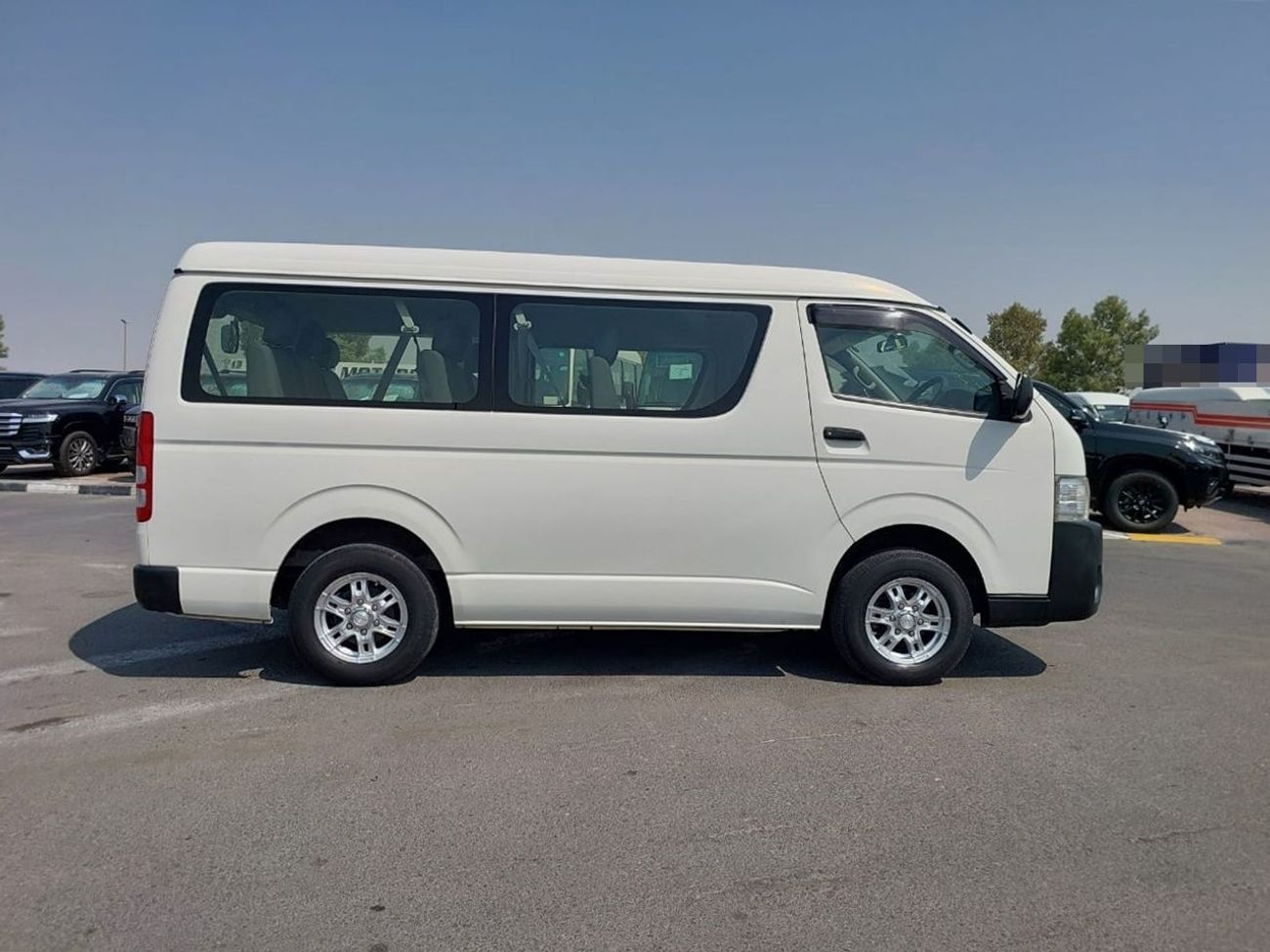 تويوتا هاياس TOYOTA HIACE WAGON VAN 2014  RHD 2.7 L PETROL AUTOMATIC (PM019787)