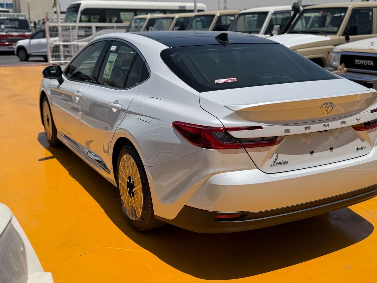 تويوتا كامري LIMITED HEV Lumiere HEV 2026