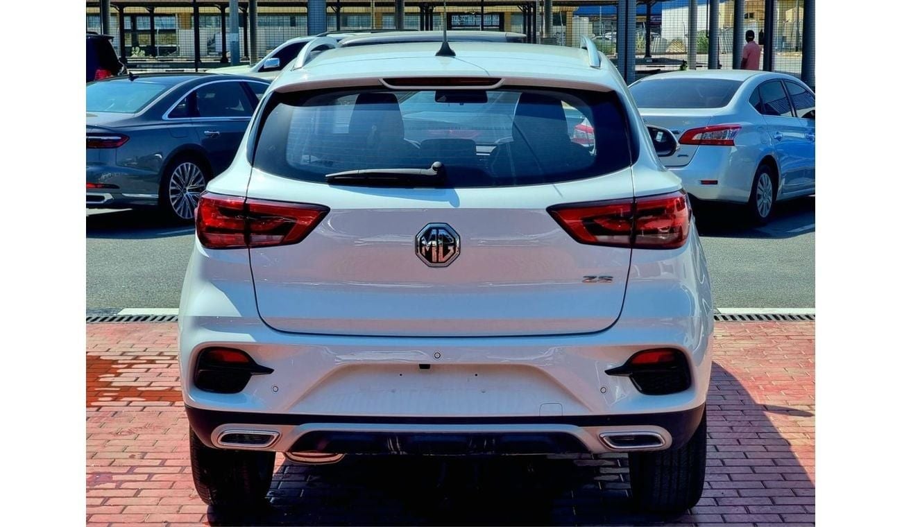 أم جي ZS 1.5L SUV 2025