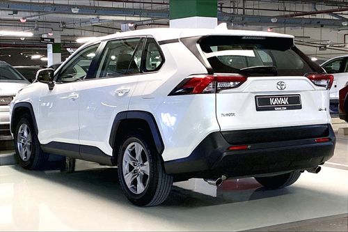 تويوتا راف ٤ EX | شامل الضمان | 0 ﺪﻔﻋﺓ ﺃﻮﻟﻯ