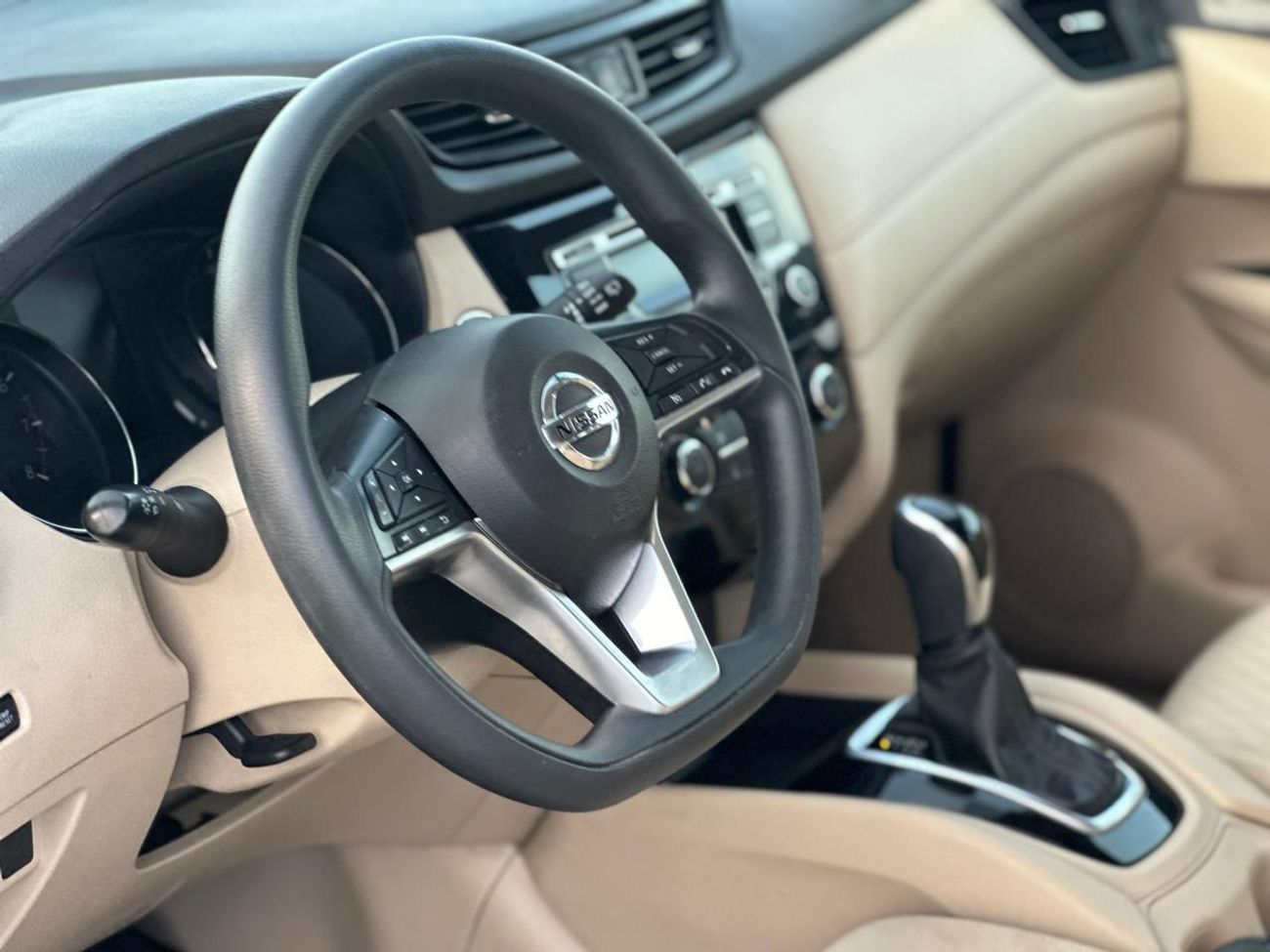 نيسان إكس تريل S 2.5L 4WD (5 Seater)