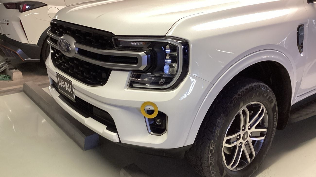 Ford Everest XLS | Guaranteed Warranty | 0 Down Payment