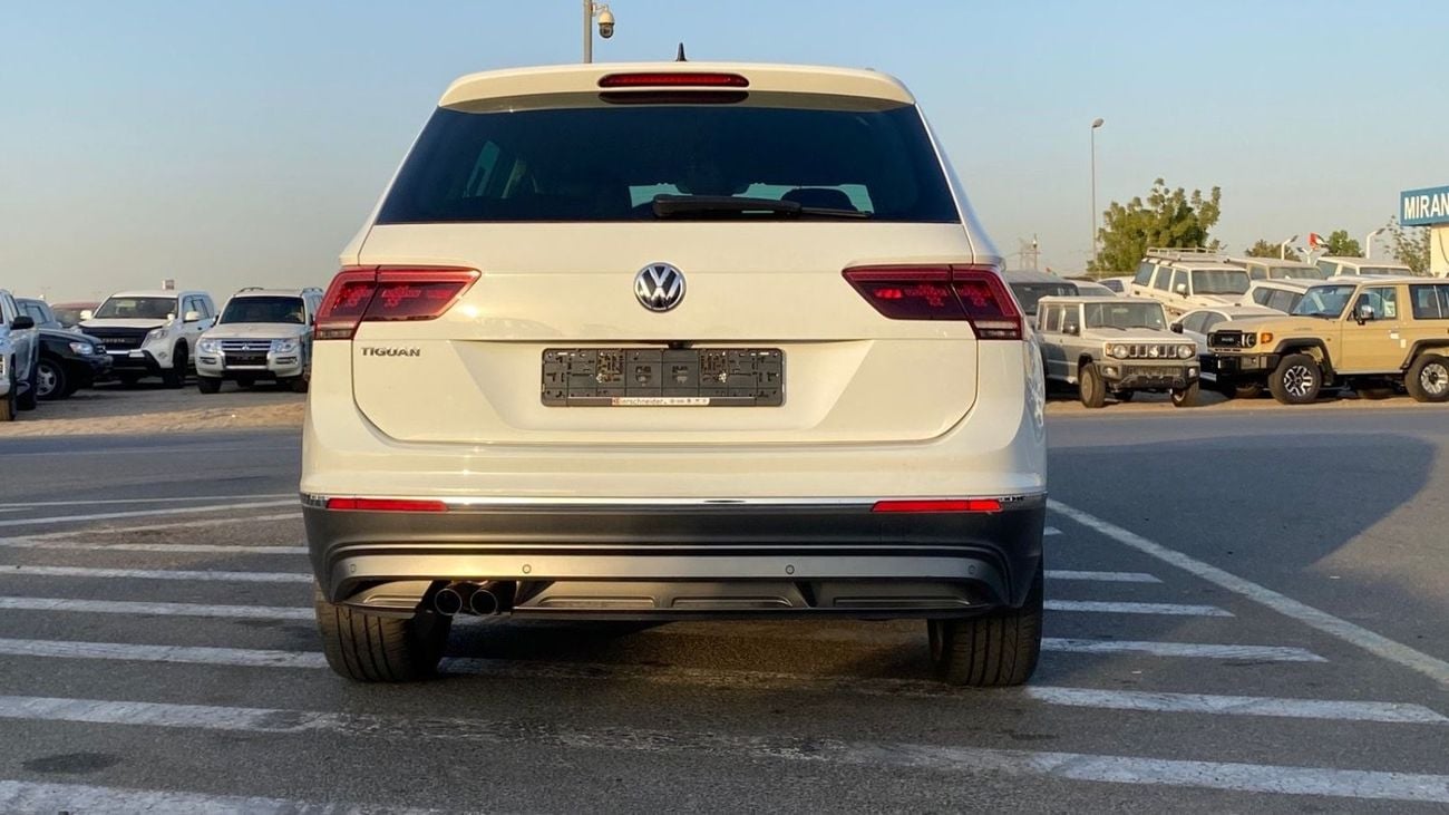 Volkswagen Tiguan SE 1.5L Engine