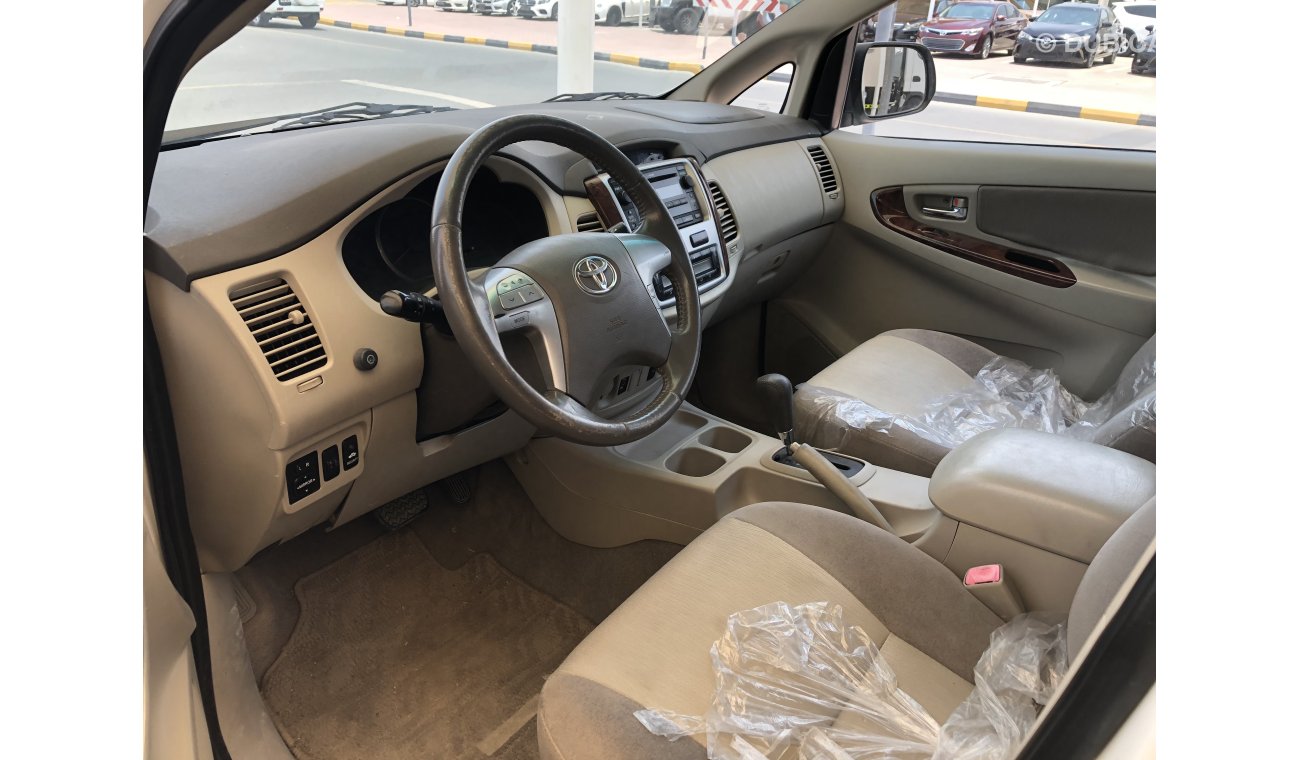 تويوتا إينوفا Toyota Innova,model:2013. Low mileage