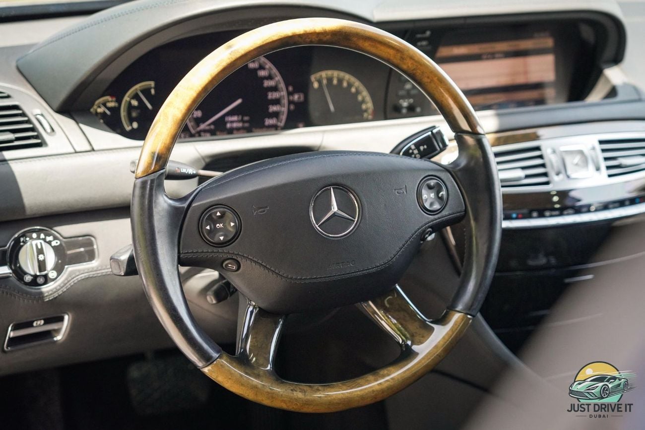 Mercedes-Benz CL 550 Mercedes-Benz CL-Class CL 550 AMG