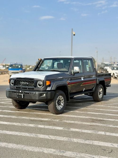 تويوتا لاند كروزر 70 TOYOTA LAND CRUiSER - ( 70 SERIES )-(GRJ79)-PiCK UP DOUBLE CAB - 4.0 - 4WD - 2025