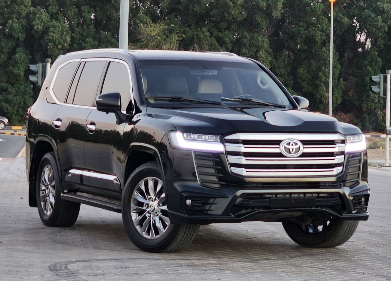 تويوتا لاند كروزر V8 VX.R 5.7 upgrade 2024