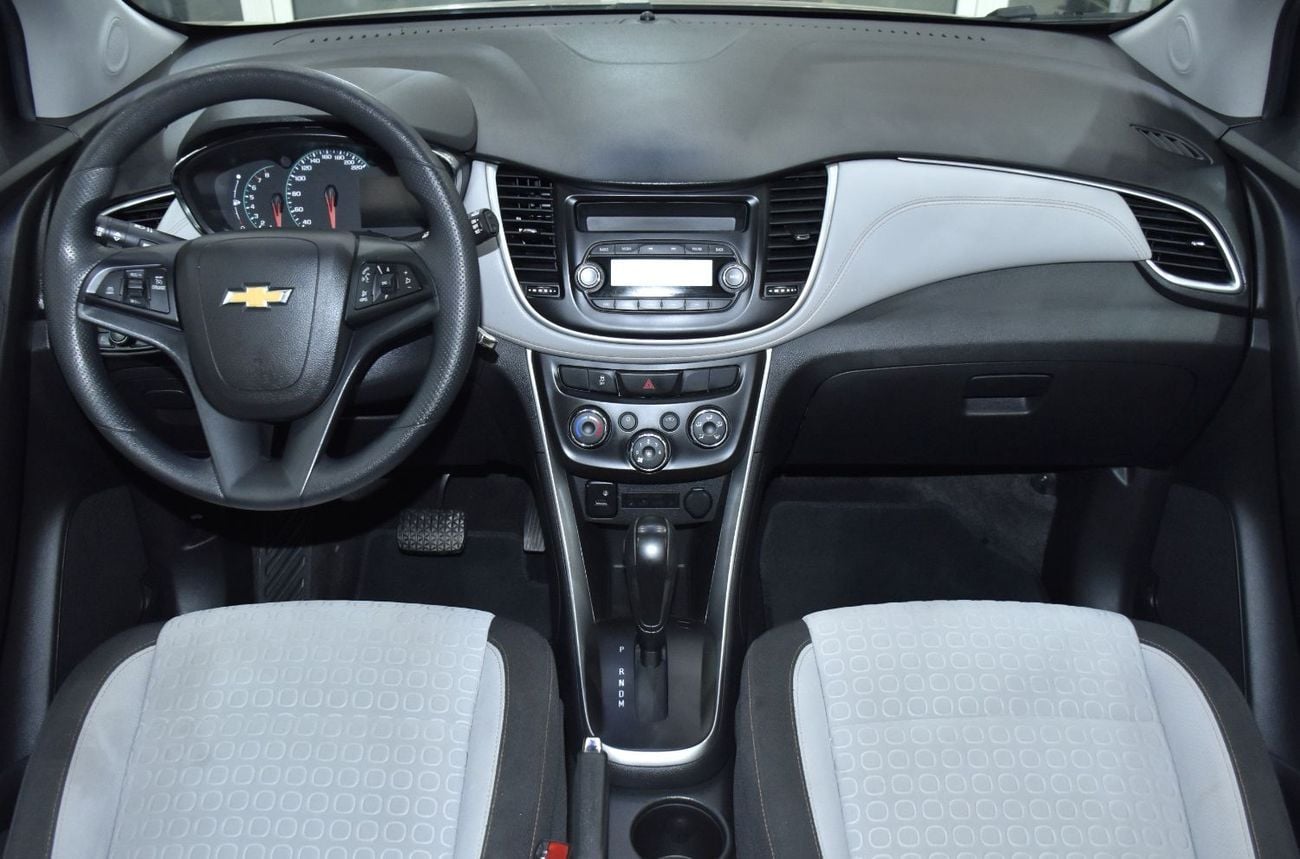 شيفروليه تراكس EXCELLENT DEAL for our Chevrolet Trax LT ( 2019 Model ) in Brown / Beige Color GCC Specs