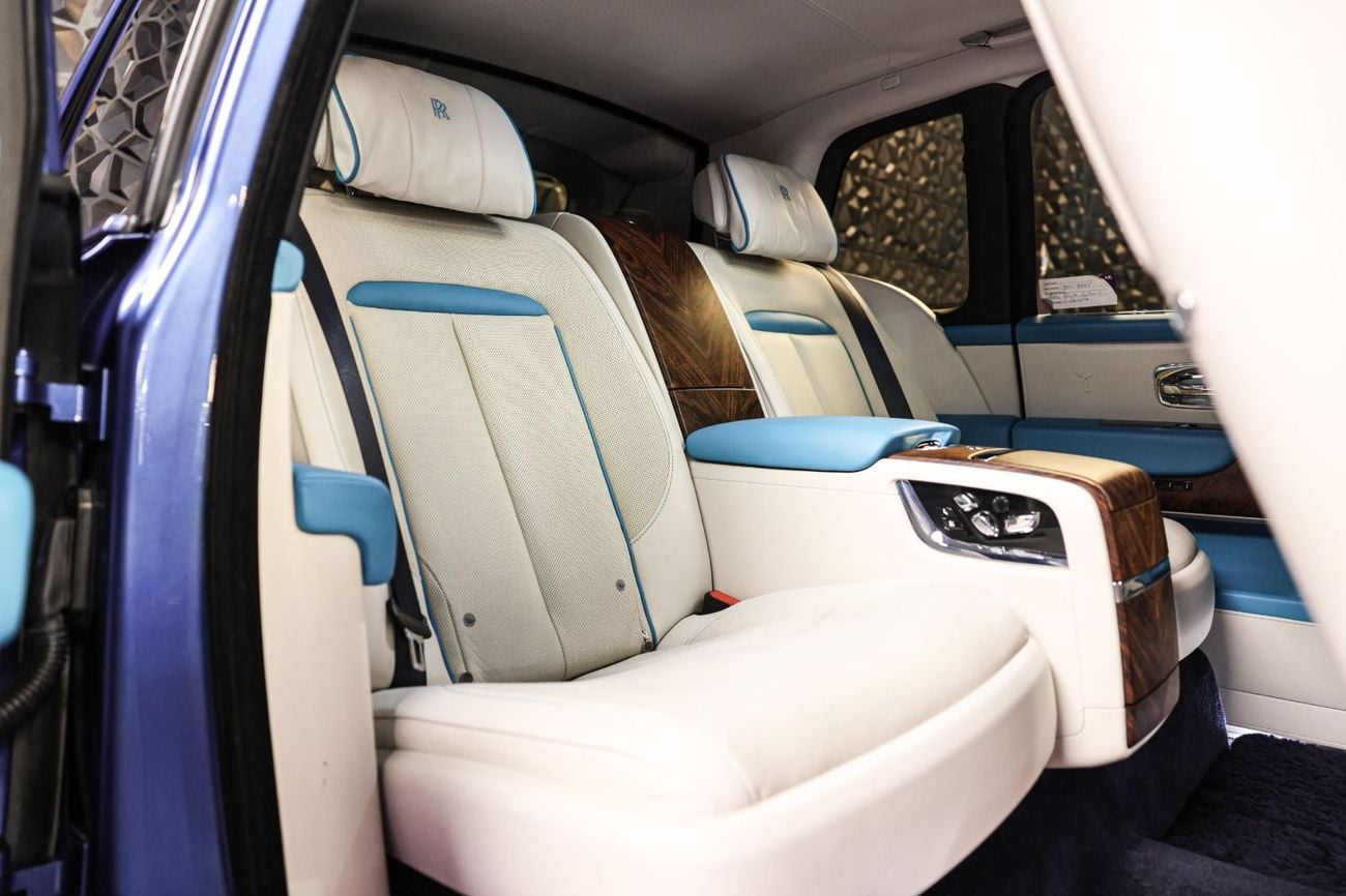 Rolls Royce Cullinan BLACK BADGE