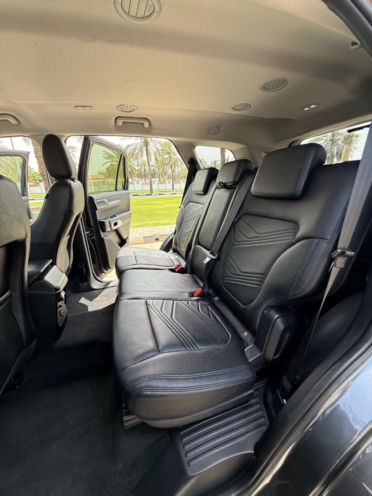 Ford Everest  export from Australia