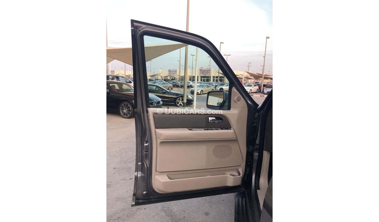Ford Expedition Ford expadation model 2012 GCC car prefect condition full option low mileage