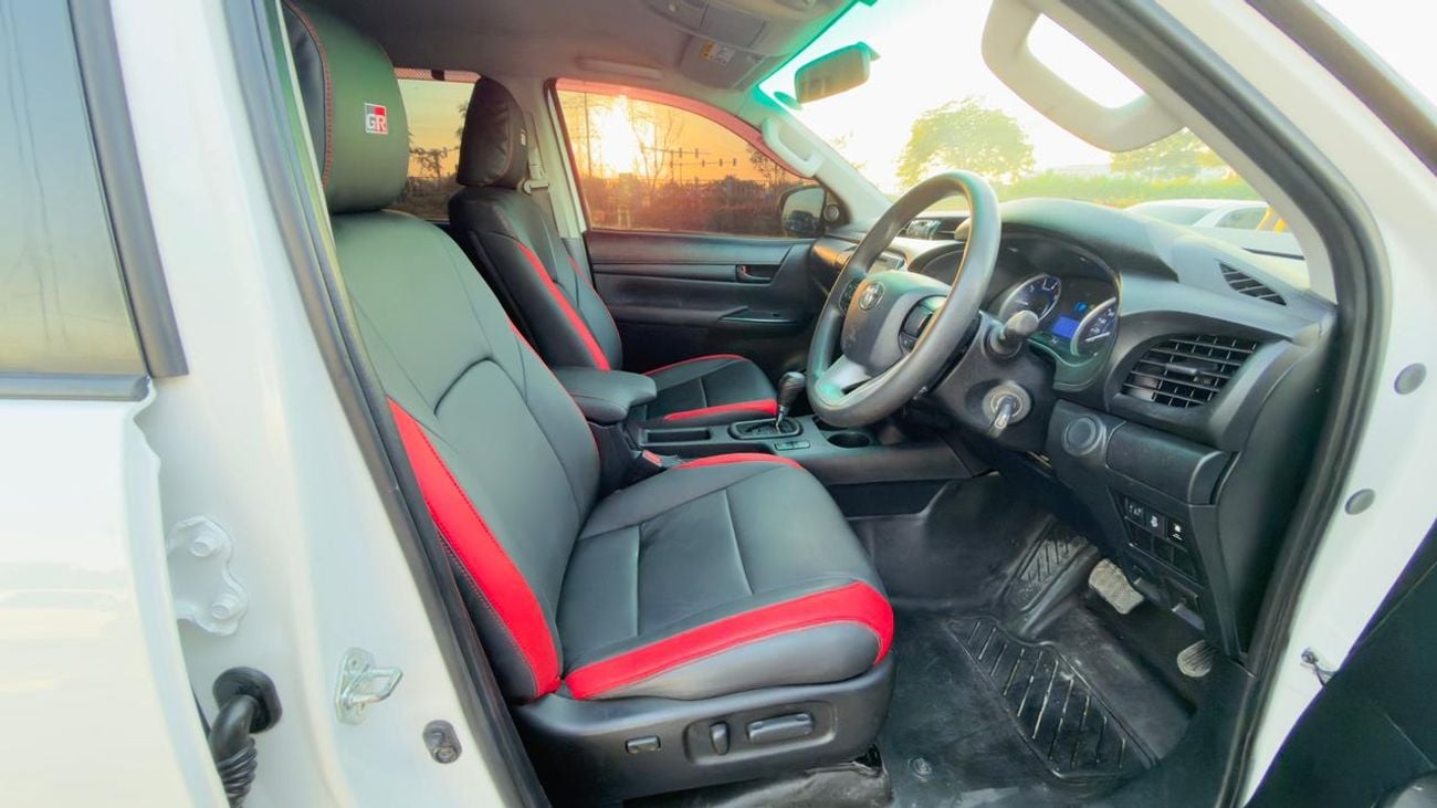 Toyota Hilux GR SPORTS BODY KIT INSTALLED | LEATHER SEATS | NUDGE BAR | SPORTS BAR | 2.8L DIESEL ENGINE | AUTO | 