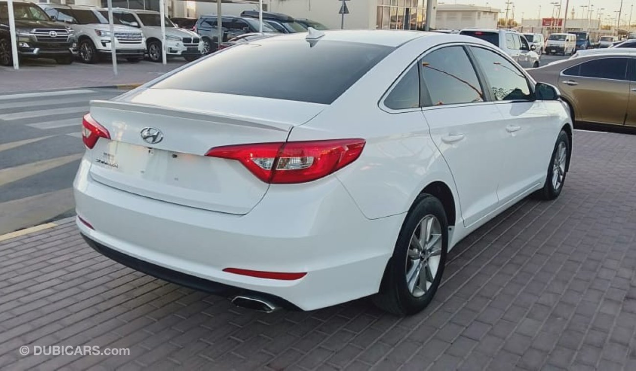 Hyundai Sonata SE - Very Clean Car