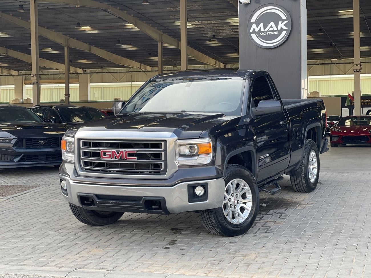 GMC Sierra 1500 SLE 5.3L Single Cab Utility V8 5.3L / 4x4 / GCC / LEATHER / REMOTE START / BIG RIMS / BIG SCREE
