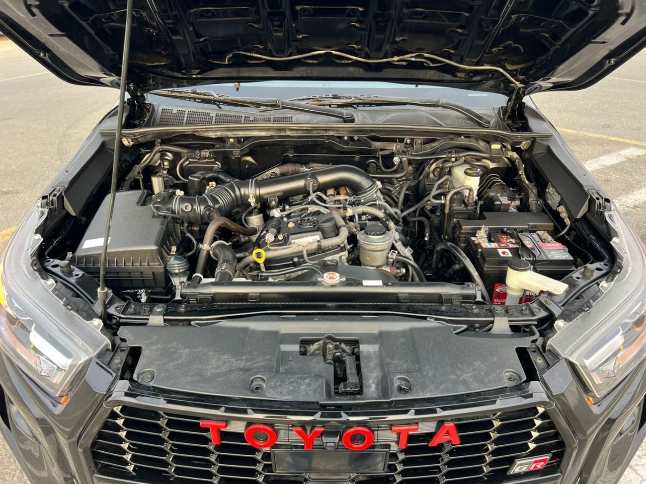 Toyota Hilux 2021 Toyota Hilux GR Sport - 2.7L V4 - GCC - Full Automatic Patrol - 4x4 AWD - Off Road Edition