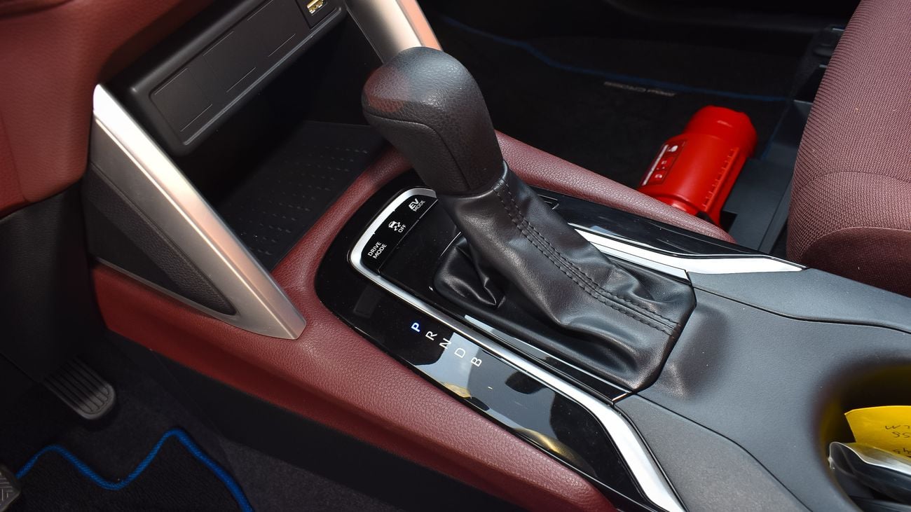 Toyota Corolla Cross 1.8L Hybrid