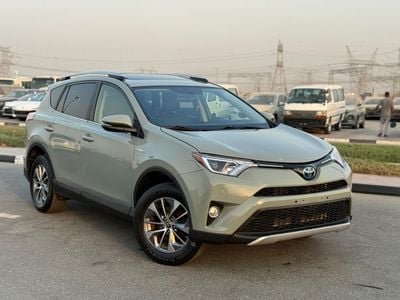 Toyota RAV4 Hybrid XLE 2.5 L full option