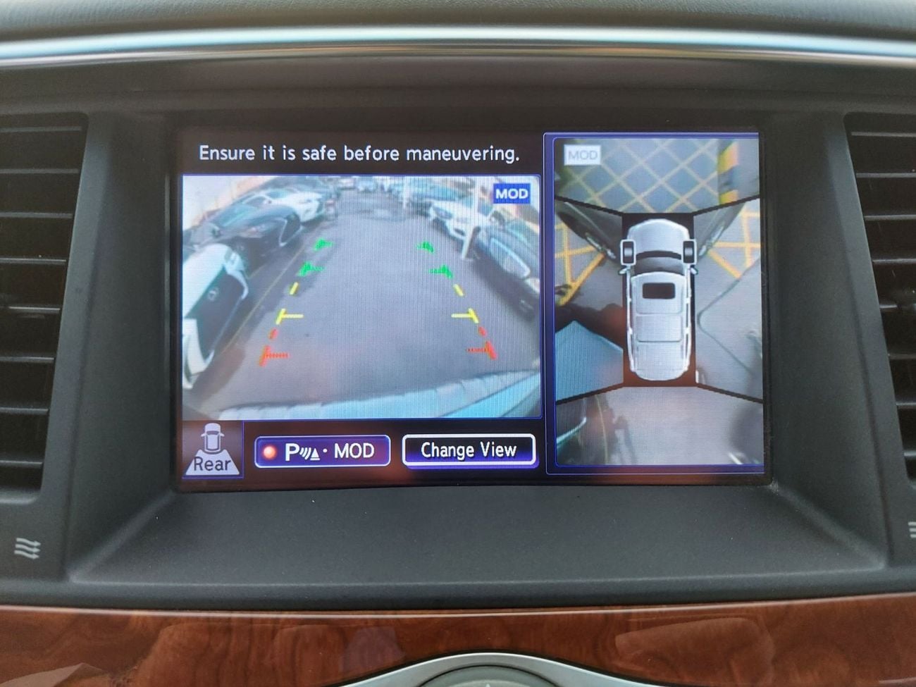إنفينيتي QX80 LUXURY