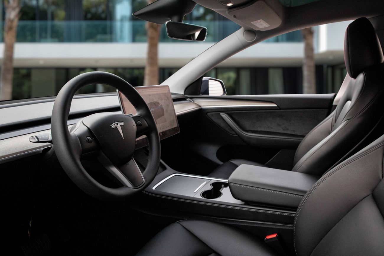 تسلا موديل Y Model Y | 2,350 P.M | 0% Downpayment | Full Vehicle Warranty | Low KM!