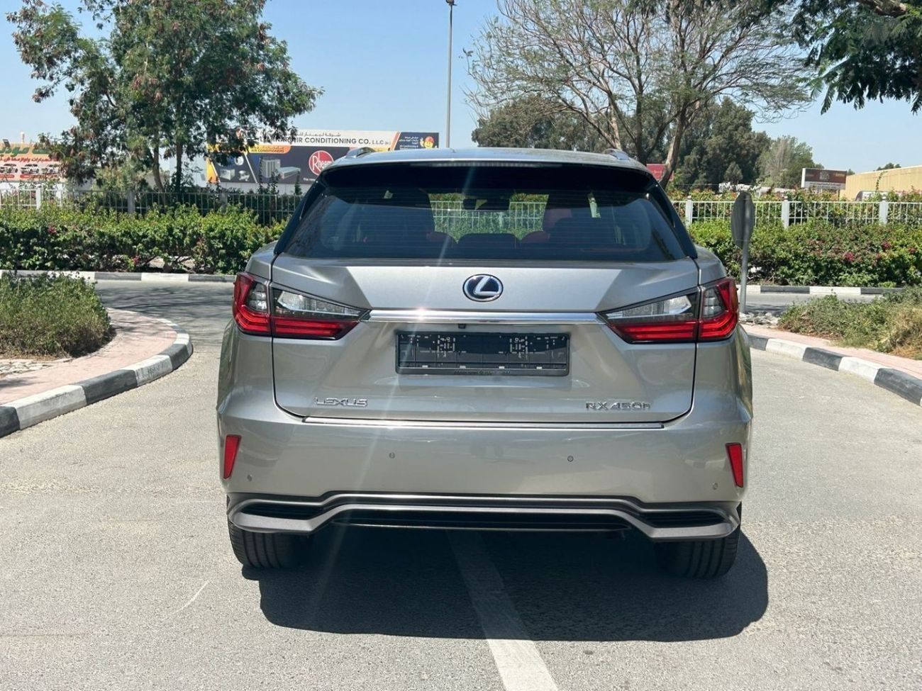 Lexus RX450h F Sport 3.5L Hybrid 2017 GCC AL FUTTAIM LOW MILEAGE SINGLE OWNER IN MINT CONDITION
