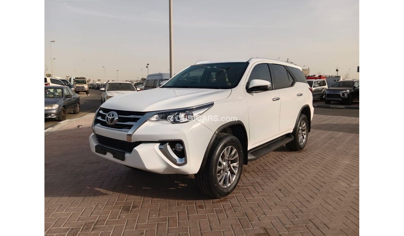 Toyota Fortuner TOYOTA FORTUNER RIGHT HAND DRIVE(PM05127)