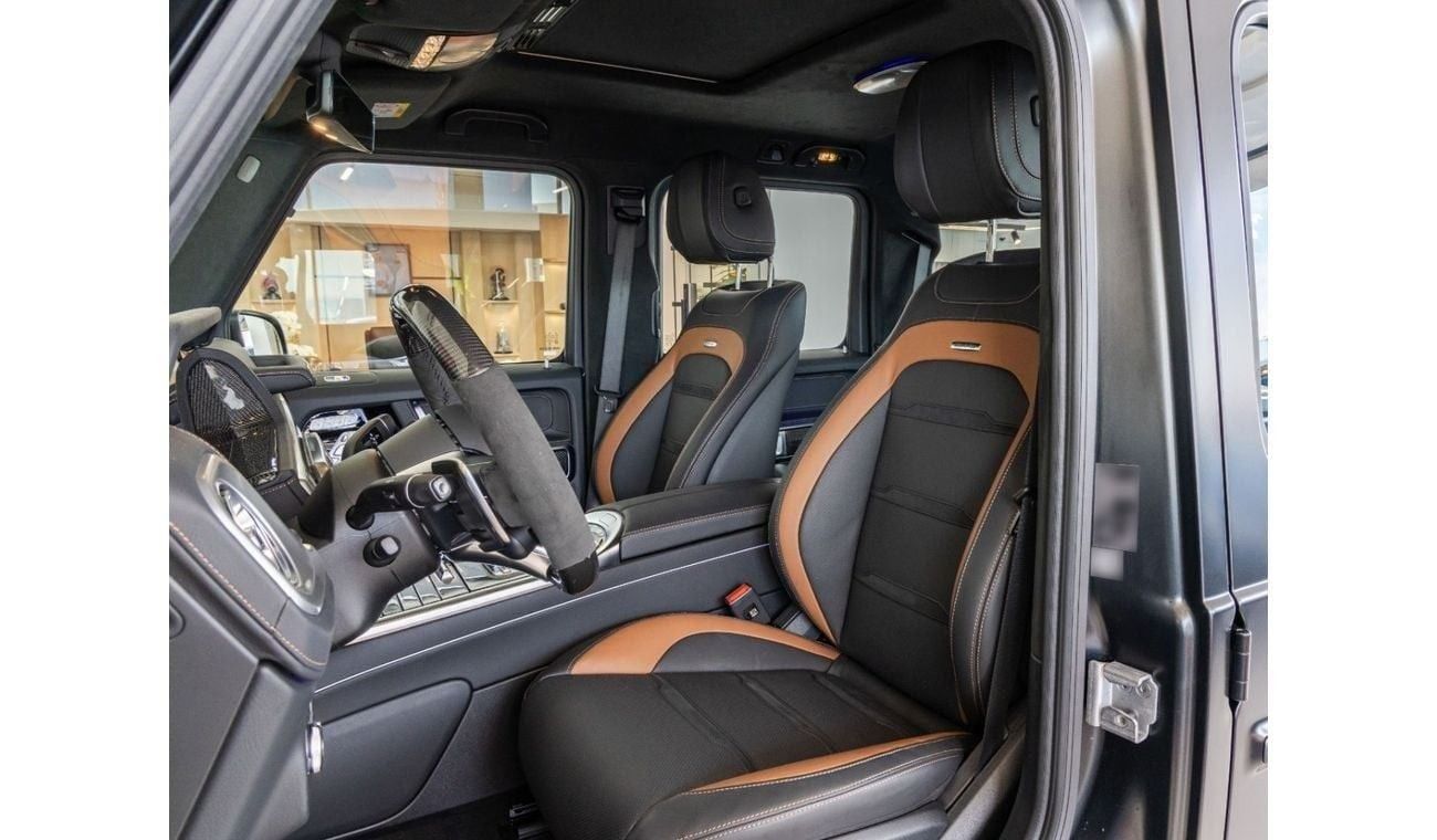 Mercedes-Benz G 63 AMG Mercedes-Benz G 63 AMG - Carbon Fiber - 2025 FaceLift
