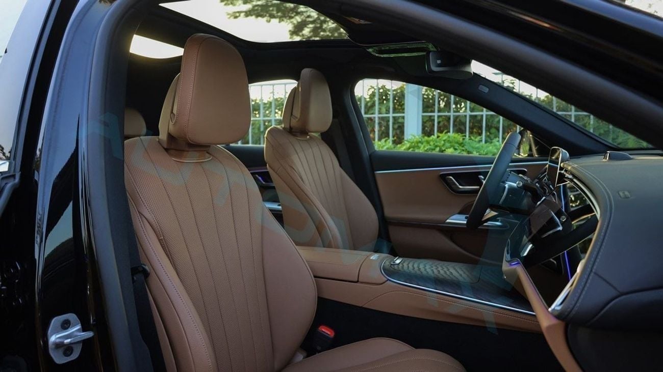 مرسيدس بنز E300 (For Export , НА ЭКСПОРТ) AMG 4MATIC EQ Boost 2.0T 2025 Без пробега