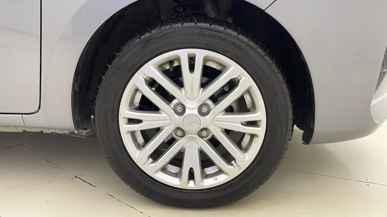 ميتسوبيشي اتراج GLX HIGHLINE 1.2 | بدون دفعة مقدمة | اختبار القيادة في المنزل