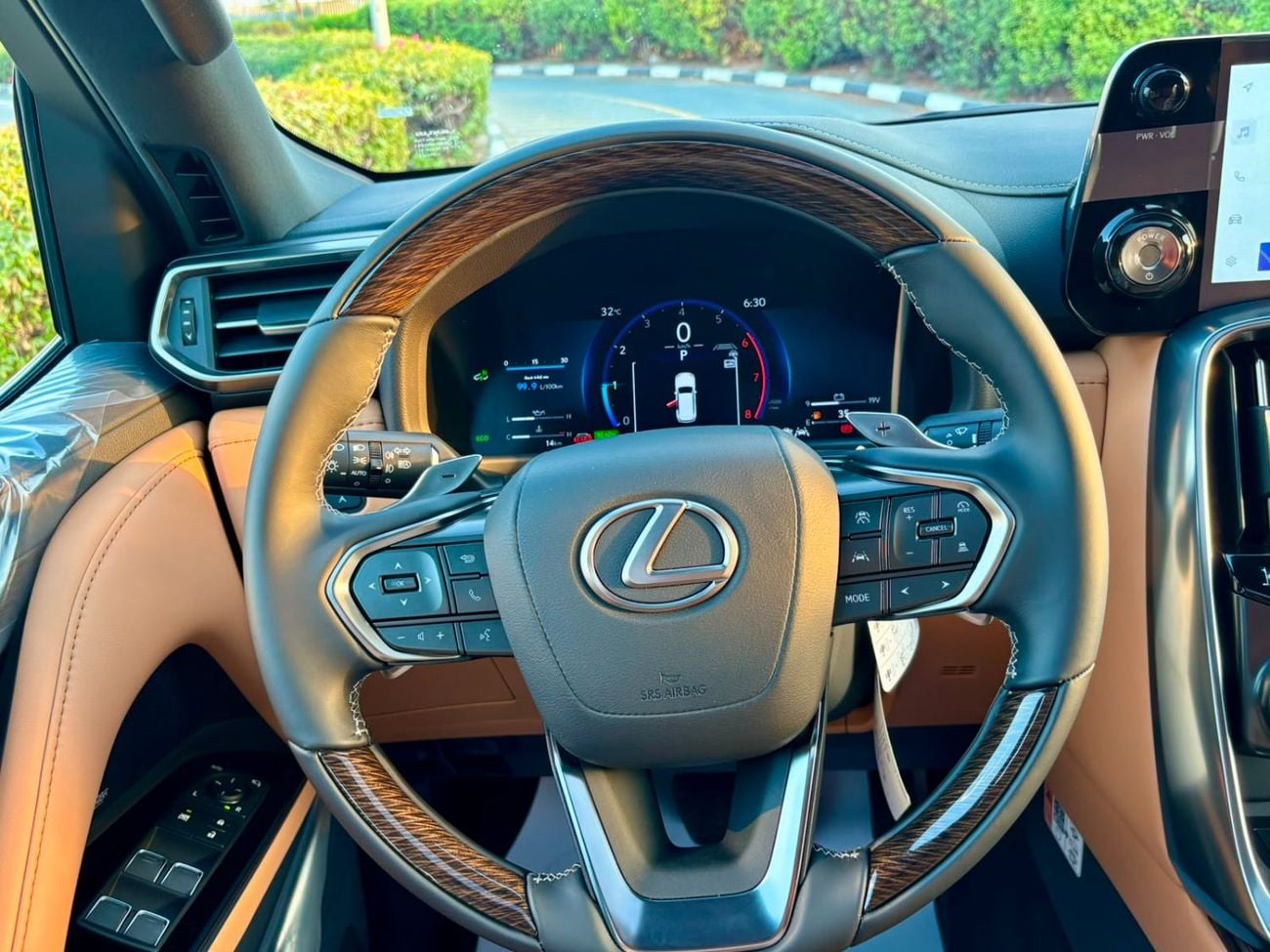 Lexus LX700h SIGNATURE