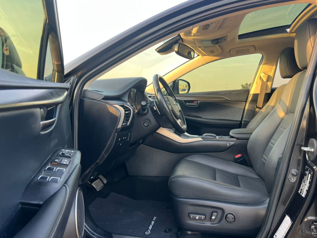 Lexus NX300 2020 Lexus NX300T Turbo Full Option Sewell Edition - 2.0L V4 - AWD 4x4 - 360* 5 CAM - Radar & Sensor