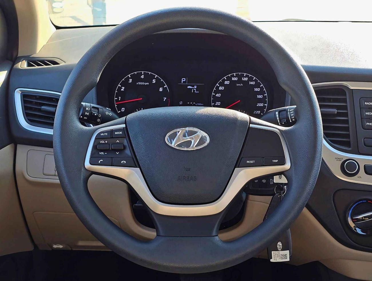 Hyundai Accent 1.4L / AVAILABLE FOR UAE/ BRAND NEW/ ALLOY RIMS