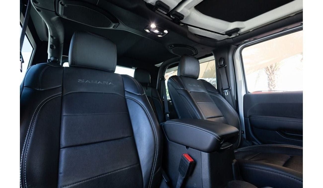 جيب رانجلر Sahara 3.6L A/T (5 Seater) Jeep Wrangler Sahara 2022 GCC under Agency Warranty with Flexible Down-Pa