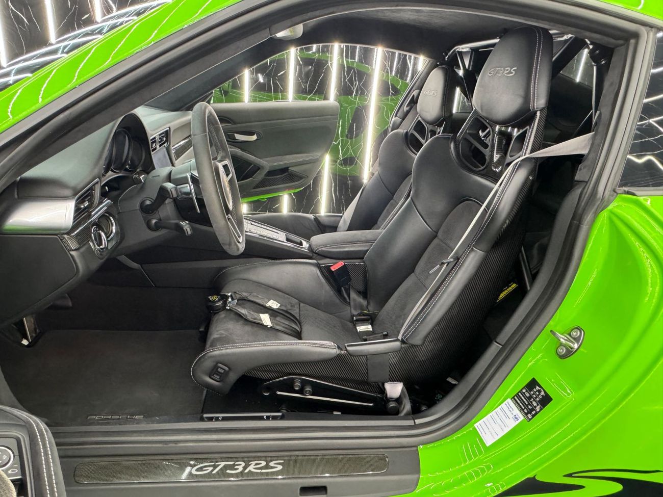 Porsche 911 GT3RS 4.0L (2 Seater) 2019 Porsche 911, Warranty, Carbon Fiber Package, Very Low Kms, 520HP