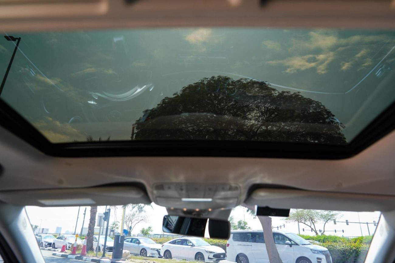 مرسيدس بنز E300 4 MATIC 2018!! KOREAN SPECS!! WELL MAINTAINED!! NO ACCIDENT