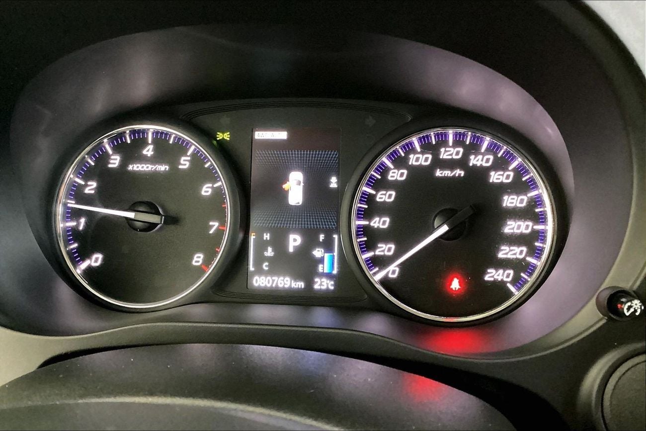 ميتسوبيشي آوتلاندر 2.5 GLX AUTO 4WD 7SEAT ML FABRIC SEATS | شامل الضمان | 0 ﺪﻔﻋﺓ ﺃﻮﻟﻯ