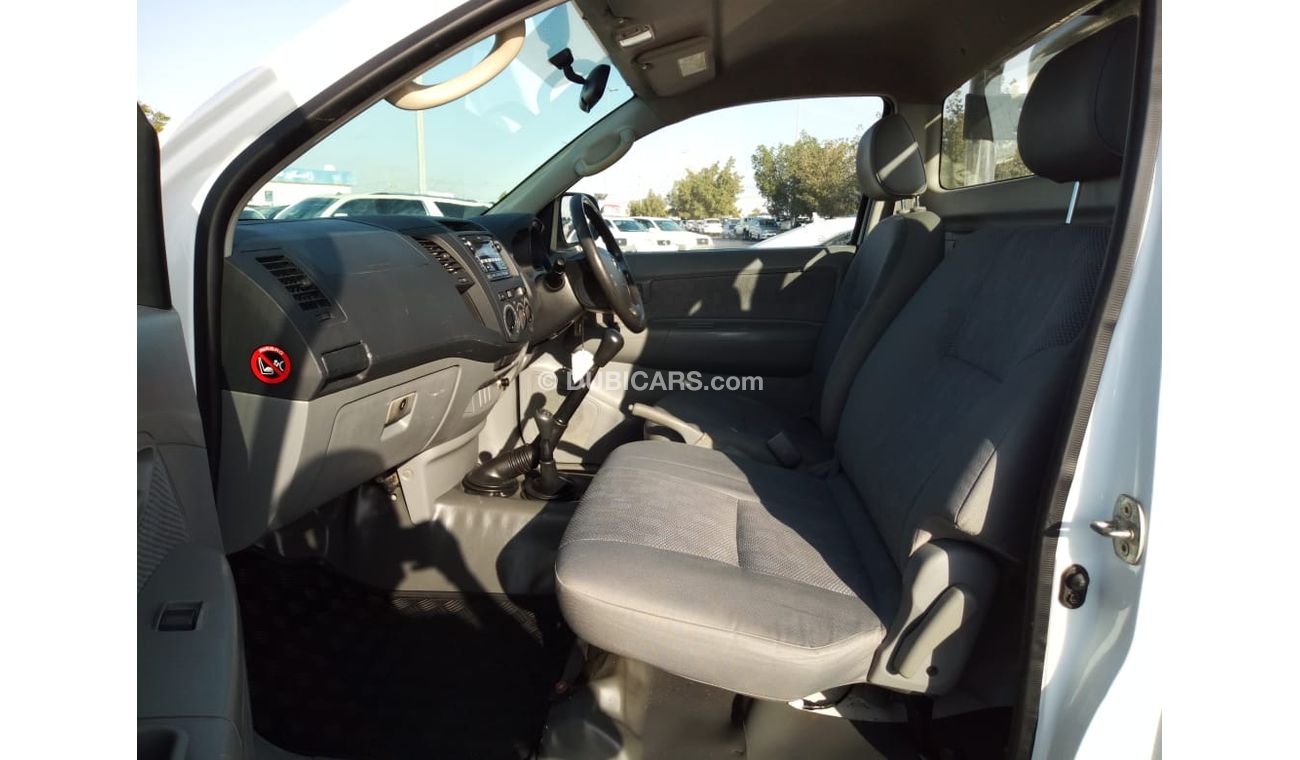تويوتا هيلوكس 2001 Manual, 4WD, Diesel, 3.0CC, Single Cabin [Right Hand Drive] Premium Condition