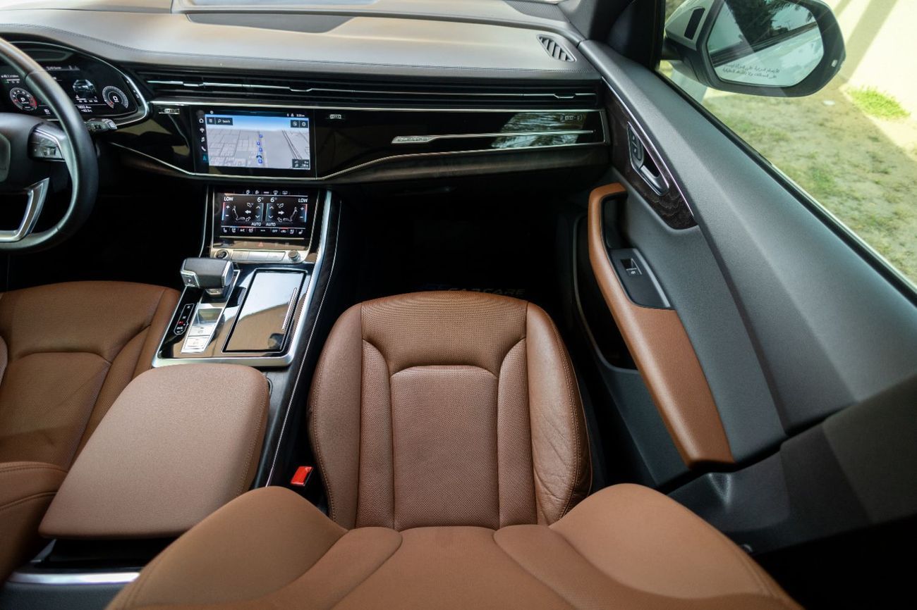 Audi Q8 55 TFSI quattro S-Line 3.0L (340 HP)