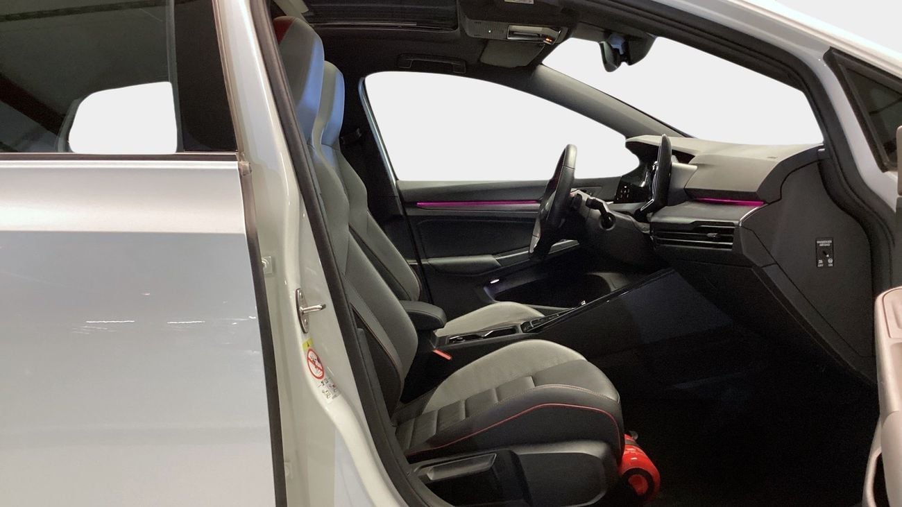 Volkswagen Golf GTI - Leather (HUD) | upto AED 20,000 Ramadan Discount | Guaranteed Warranty | 0 Down Payment