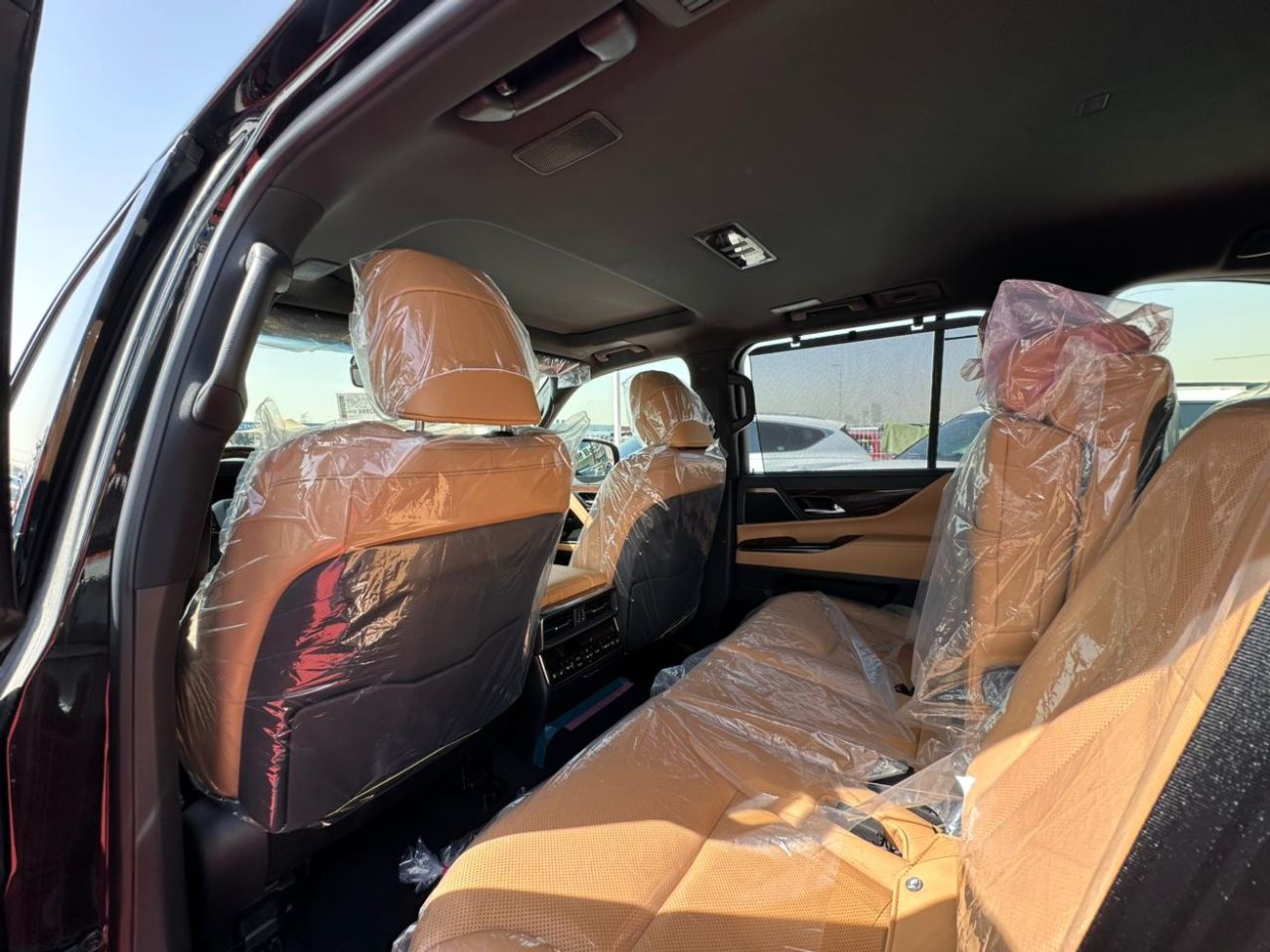 Lexus LX 700h Brand New Lexus LX700h Luxury available in stock