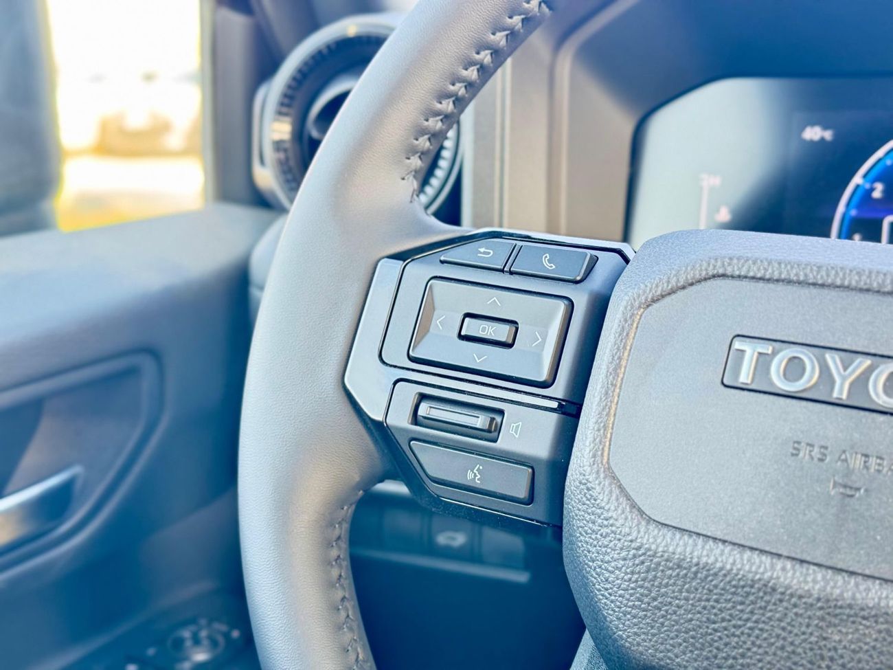 تويوتا برادو TXR 2.4T